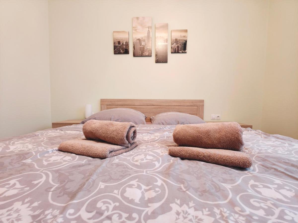 Apartman V Centru كارلوفي فاري المظهر الخارجي الصورة